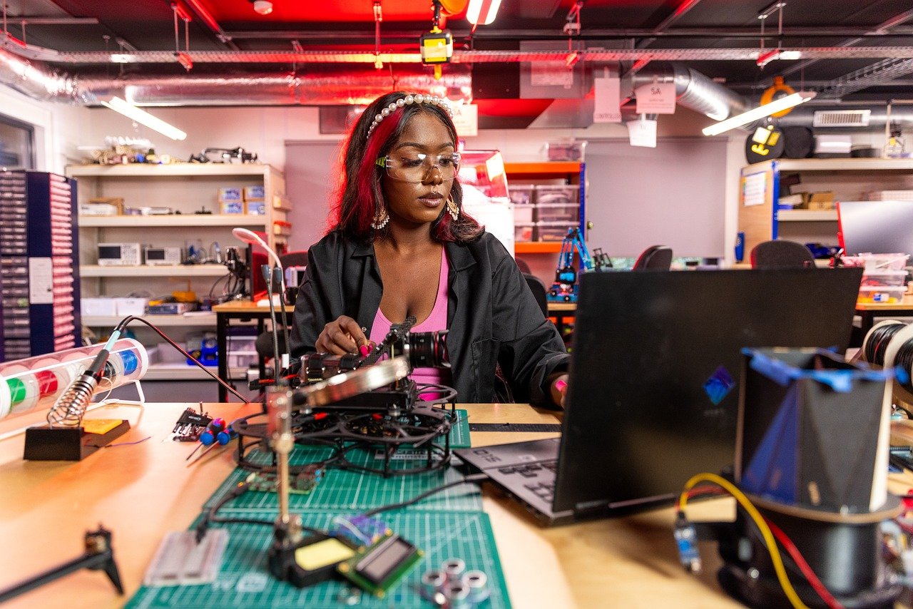 The Role of Robotics in Enhancing Combat Readiness